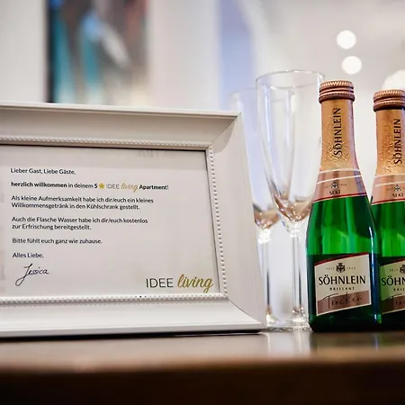 Idee Living: Design-apartment- Netflix - 6 Pers Mannheim